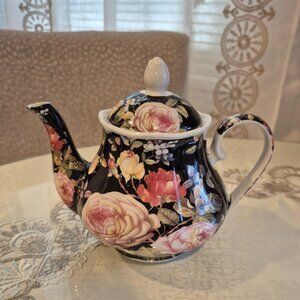 NEW teapot Kent Pottery